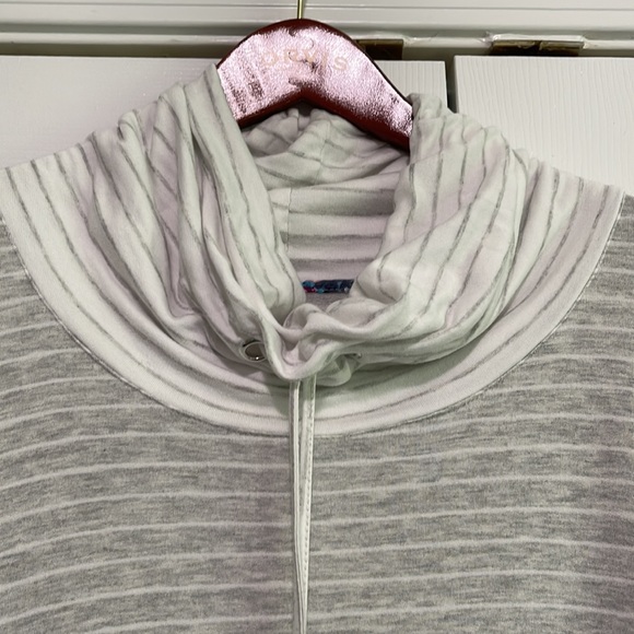 Cupio top loose and swingy - Picture 2 of 4